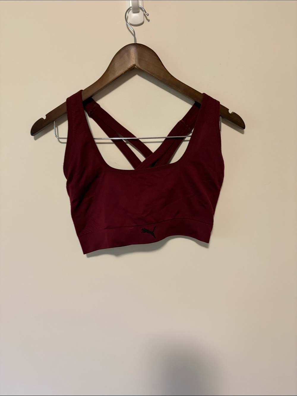 Puma Women's Deep Maroon Cross-Back Seamless Sports Bra